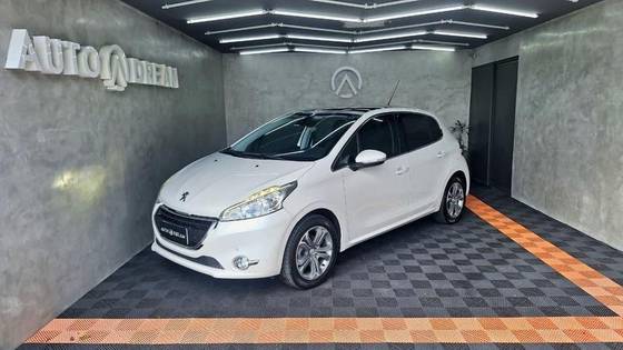 PEUGEOT 208 1.6 GRIFFE 16V FLEX 4P AUTOMÁTICO